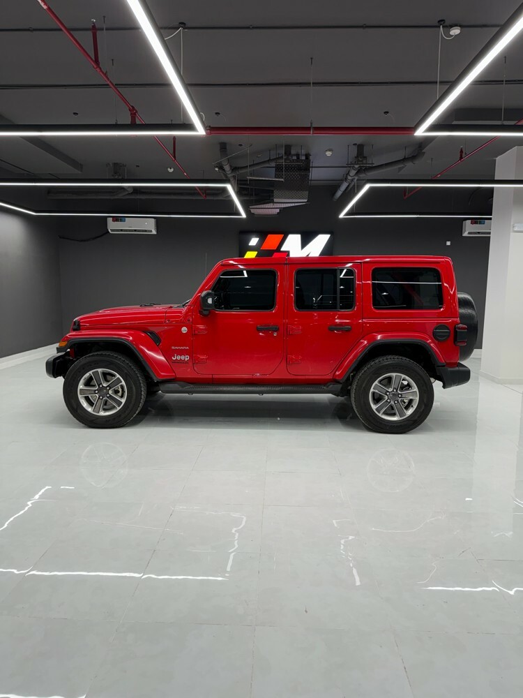 Wrangler Sahara - 2023 — photo 4 for sale in Qatar