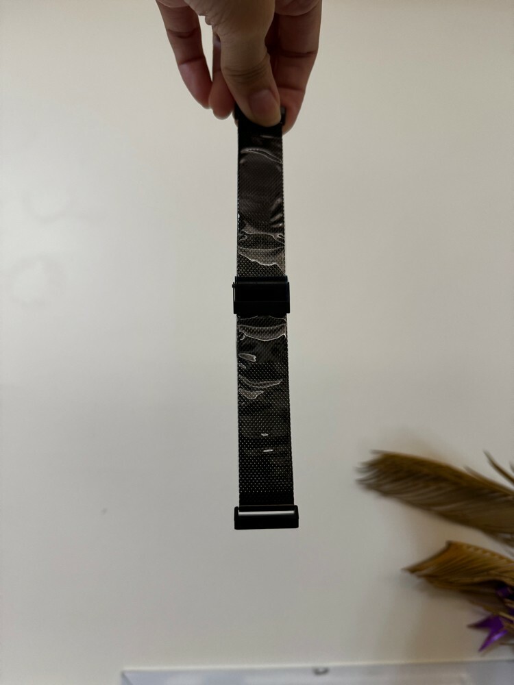 Fitbit Versa Mesh Watch Strap - 1