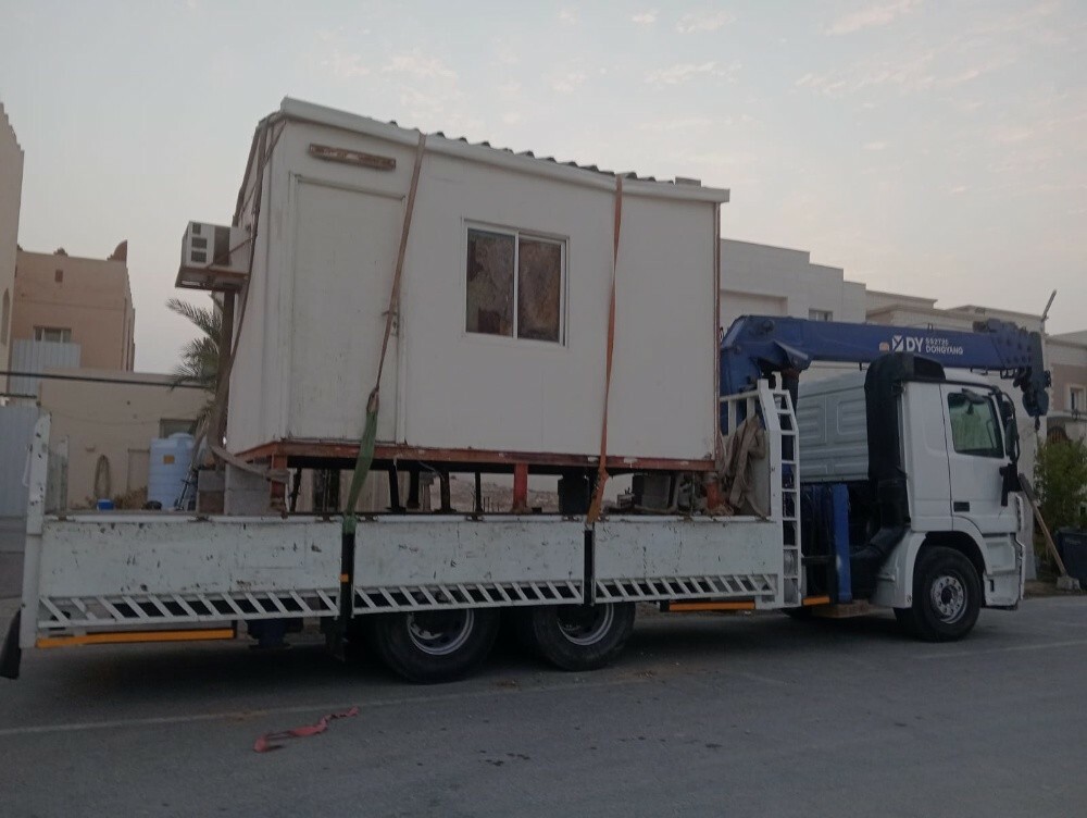 10 TAN BOOM TRUCK CRAIN FOR RENT - 1