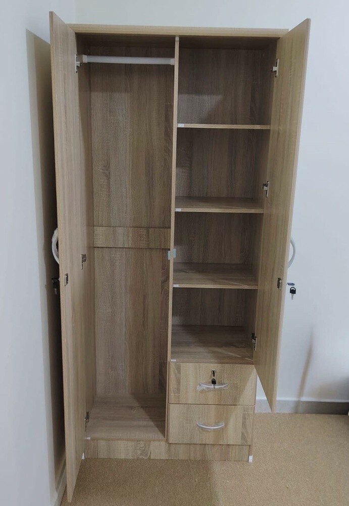 بيع الكراسي وطاولات الطعام. 60049 - 25