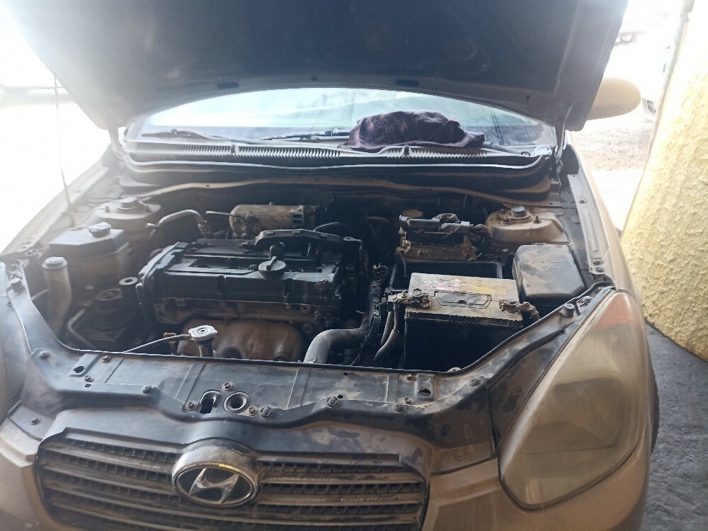 hyundy accent all parts avable - 5