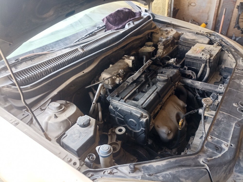 hyundy accent all parts avable - 3