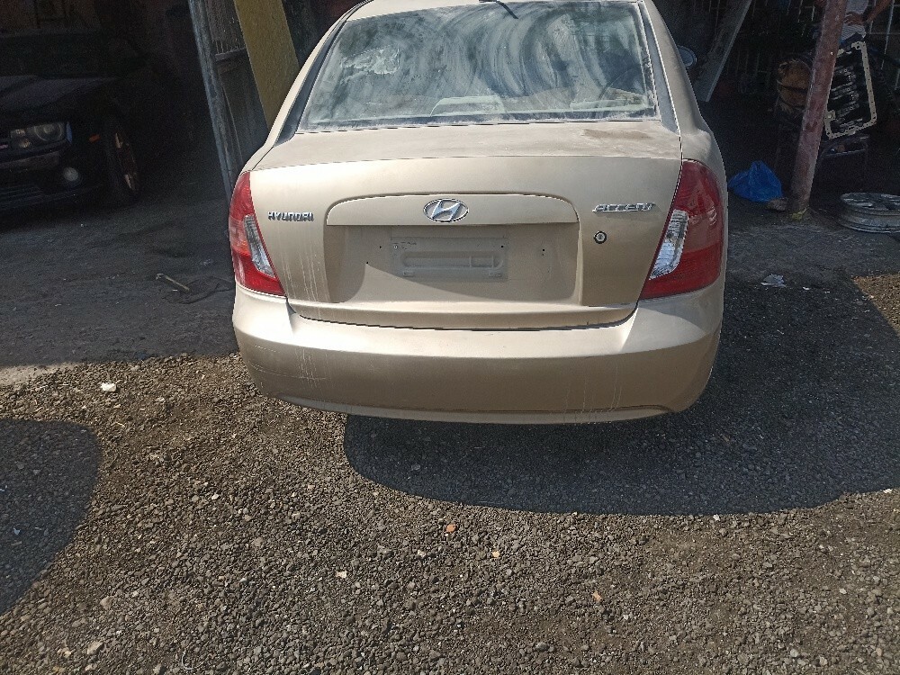 hyundy accent all parts avable - 4