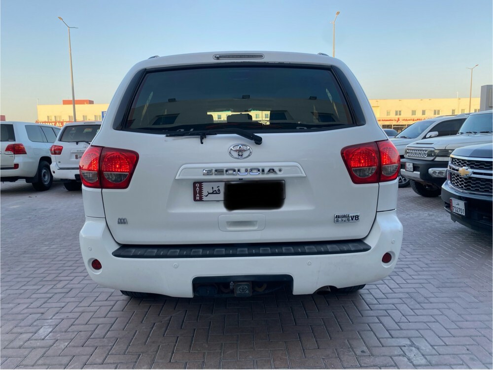 sequoia 2015 — photo 3 for sale in Qatar