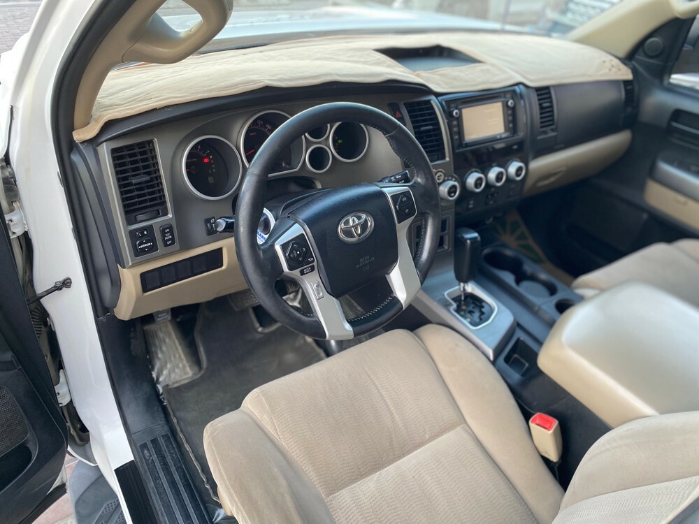sequoia 2015 — photo 8 for sale in Qatar
