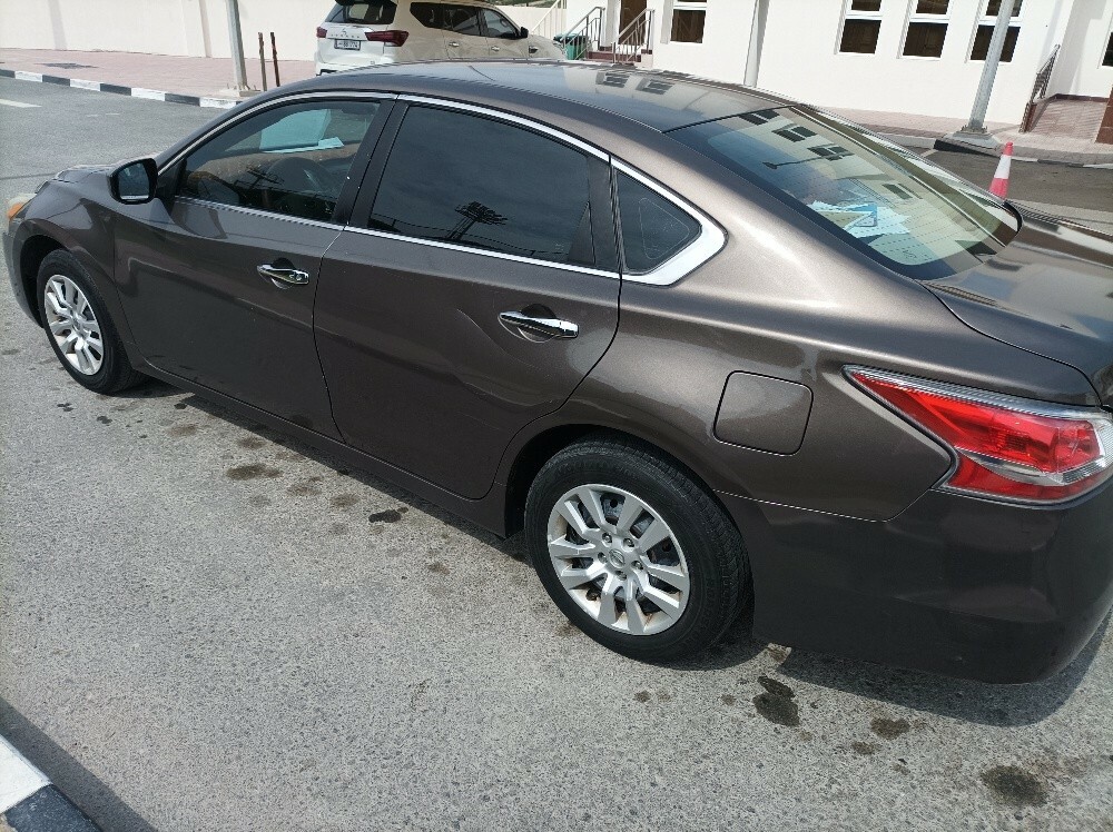 Car for sale 2016 Altima - 4