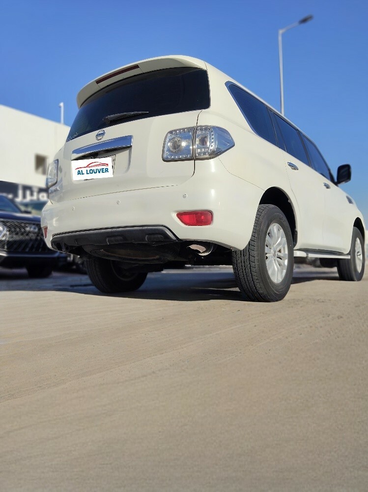 Nissan Patrol Standard 6 cylin — photo 10 for sale in Qatar