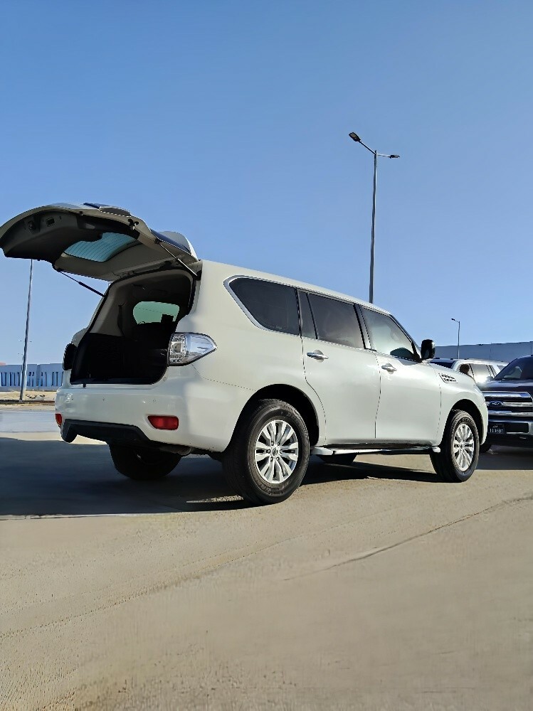 Nissan Patrol Standard 6 cylin — photo 23 for sale in Qatar