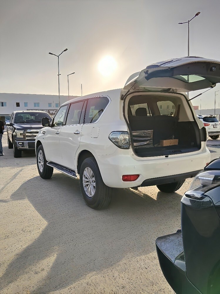 Nissan Patrol Standard 6 cylin — photo 20 for sale in Qatar