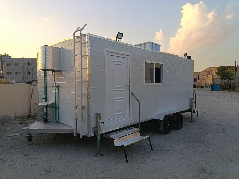 Caravan kitchen & toilet - 6