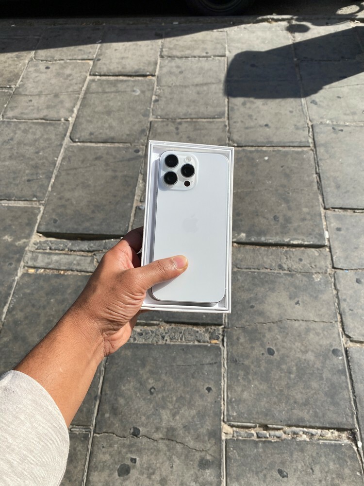 IPHONE 16 PROMAX  - 2