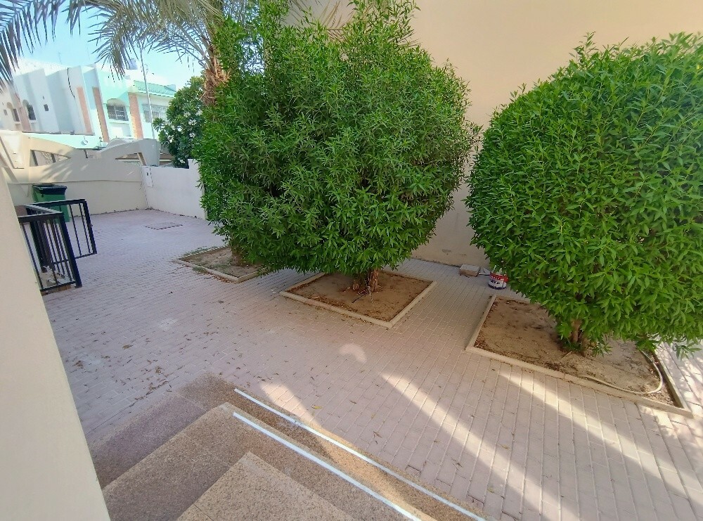 3bhk+1 compound Villa @ muraikh - 2