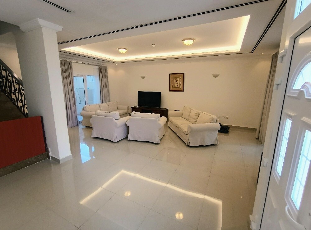 3bhk+1 compound Villa @ muraikh - 13