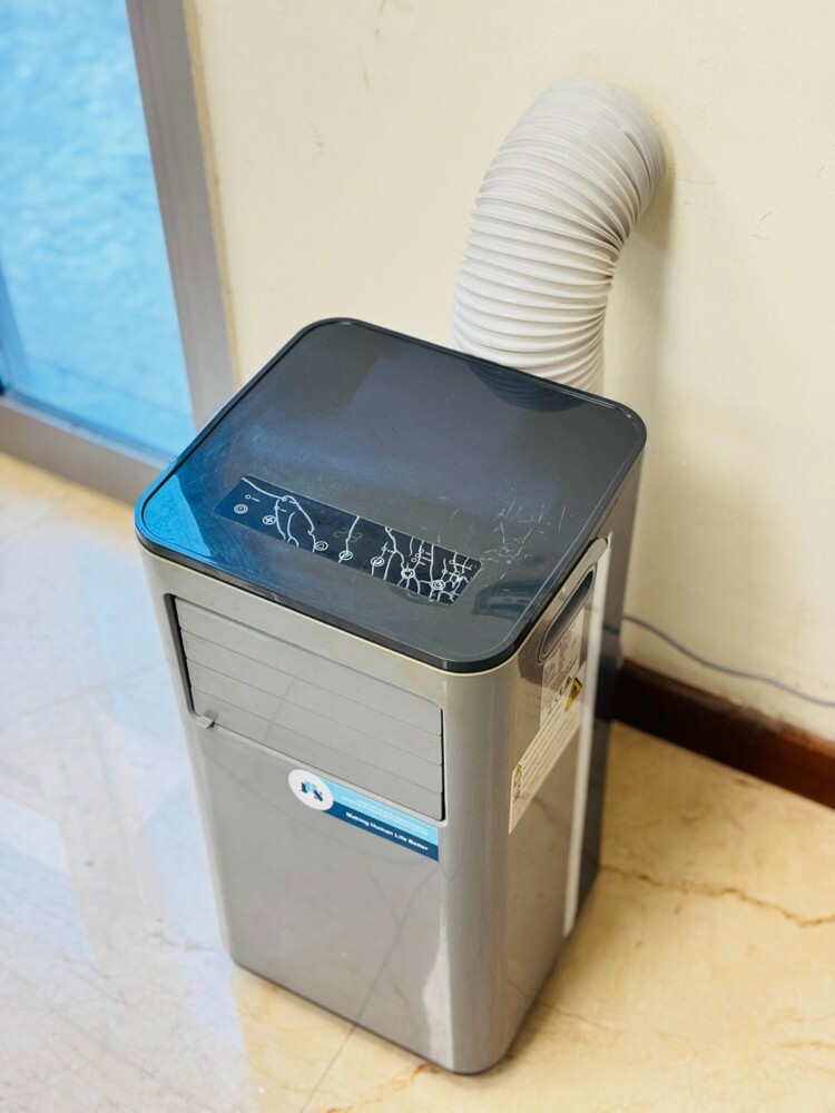 Portable Air Conditioner/Cooler - 7