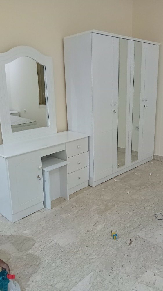 AL HARFA SHOWROOM - 8
