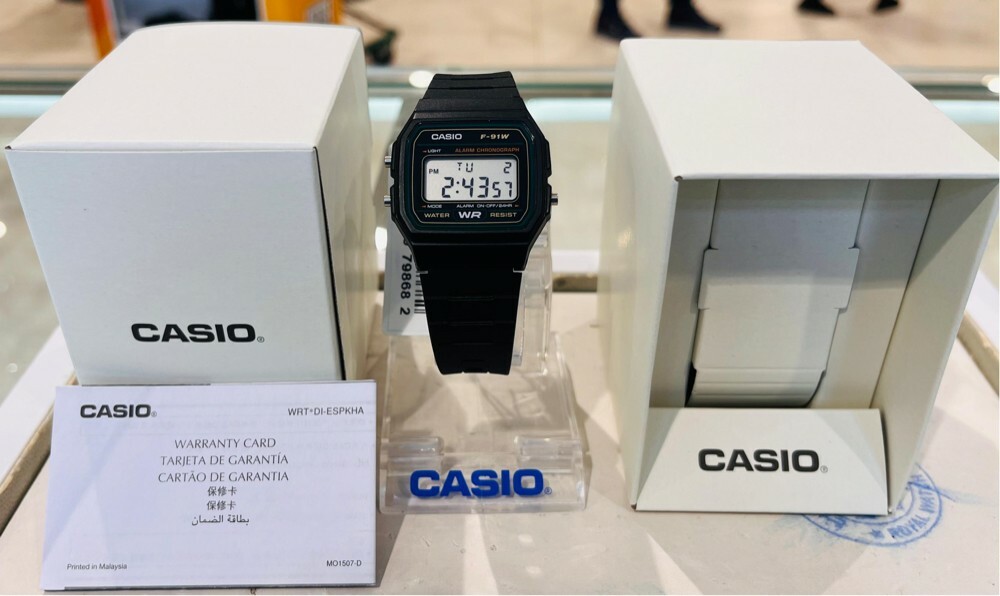brand new Casio watch - 3
