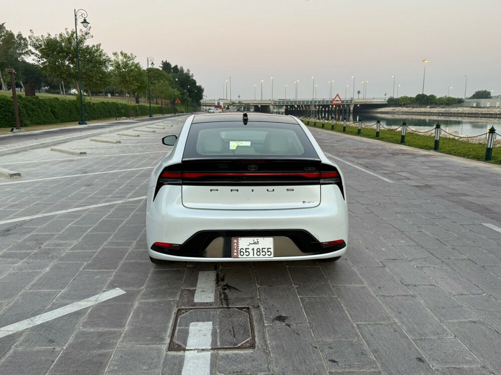 toyota prius 2024 - 3