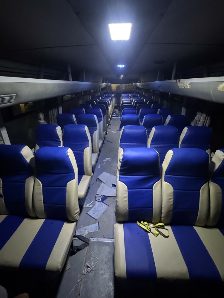 Ashok leyland rental buss - 3