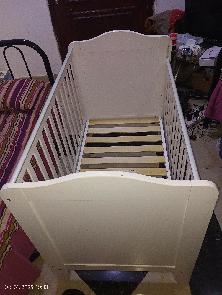 baby crib - 2