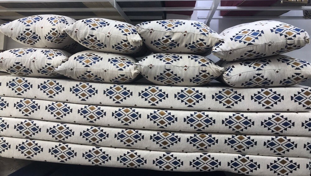 جلسة عربية - 1