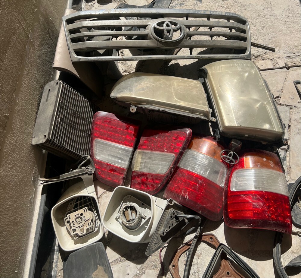 قطع غيار لاندكروزر  - 2