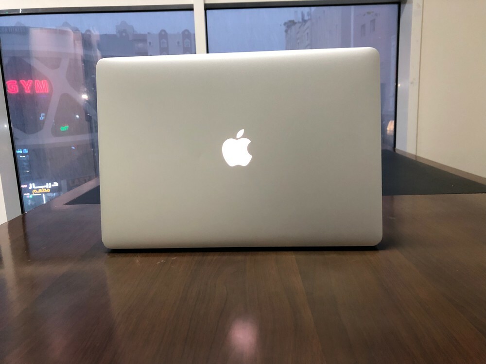 MacBook Pro core i7 15.4’inch - 4
