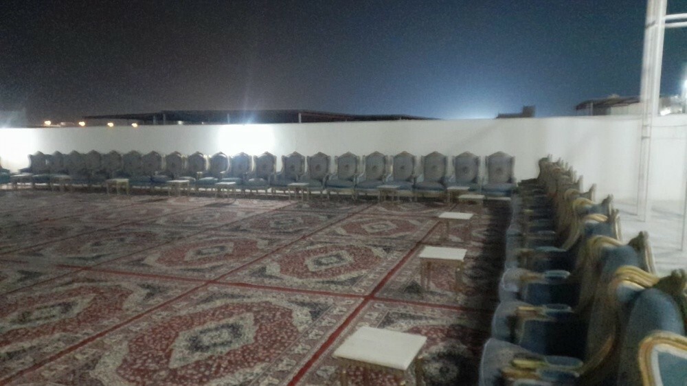 Chairs, tents, sofas, carpets - 8