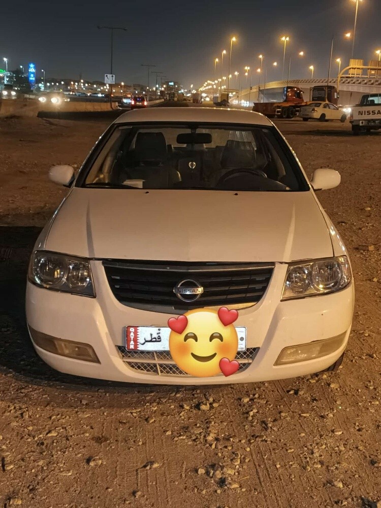 Nissan sunny - 1