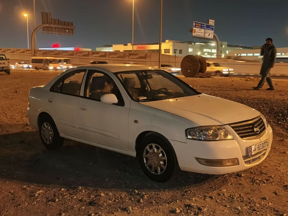Nissan sunny - 3