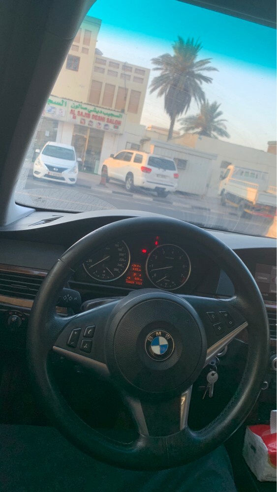bmw 525i 2009 - 1