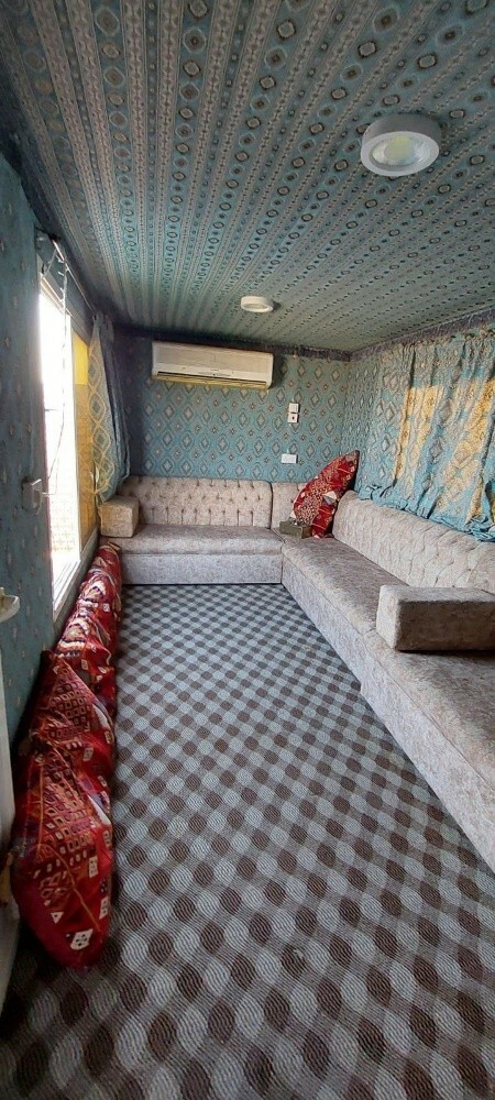 كبينه اماراتيه ٢ونص في ٩ متر - 2