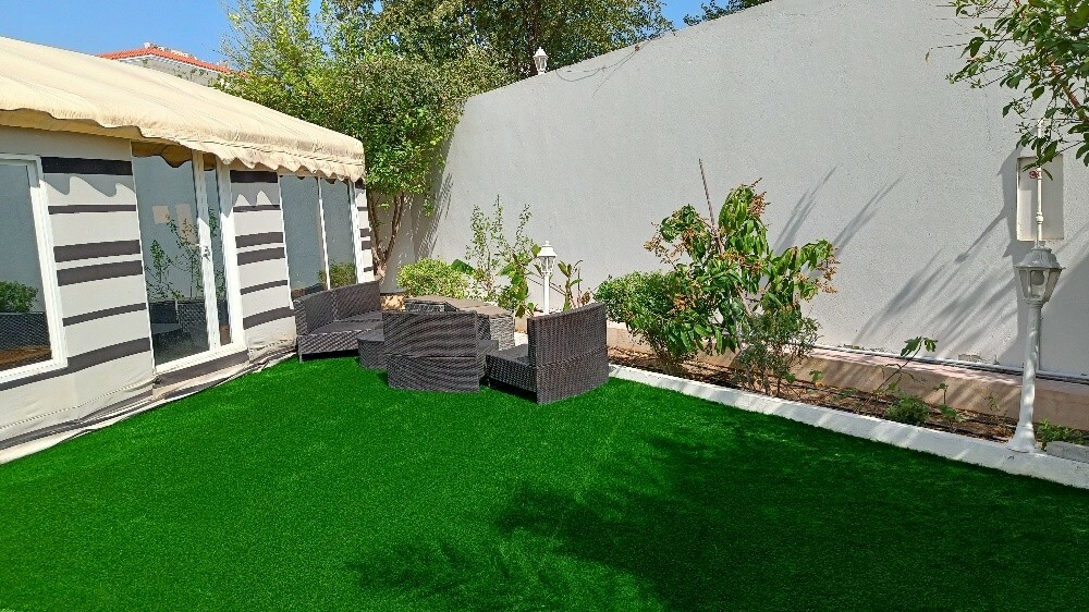 Artificial Grass & home decor - 15