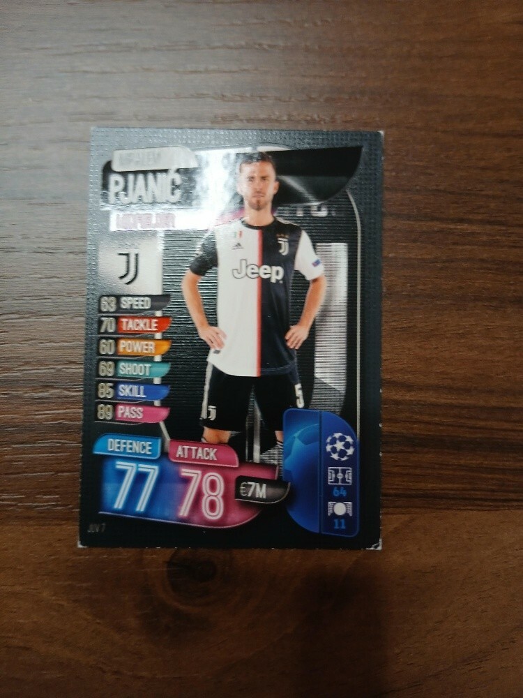 set of football cards - 15