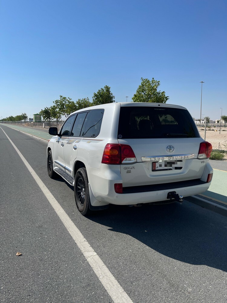 Toyota Land Cruiser — photo 3 for sale in Qatar