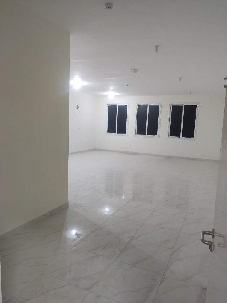 Shops and offices for rent - 4