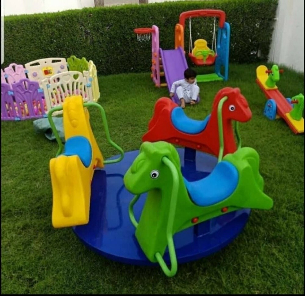 merry go round - 4
