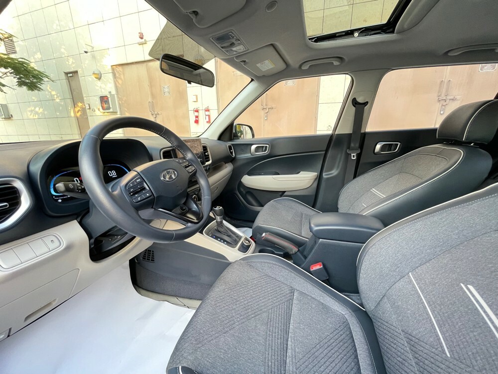 Hyundai Venue 2024 Turbo — photo 8 for sale in Qatar