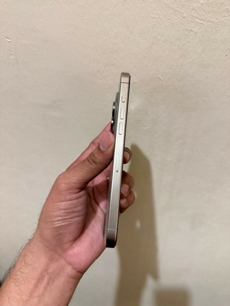 15 pro max 256 gb - 4