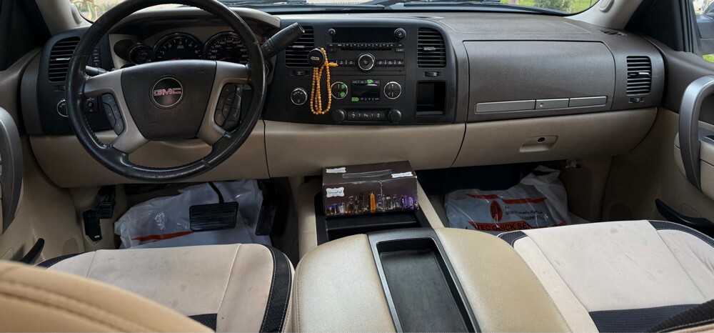 GMC Sierra pickup 2012 - 5