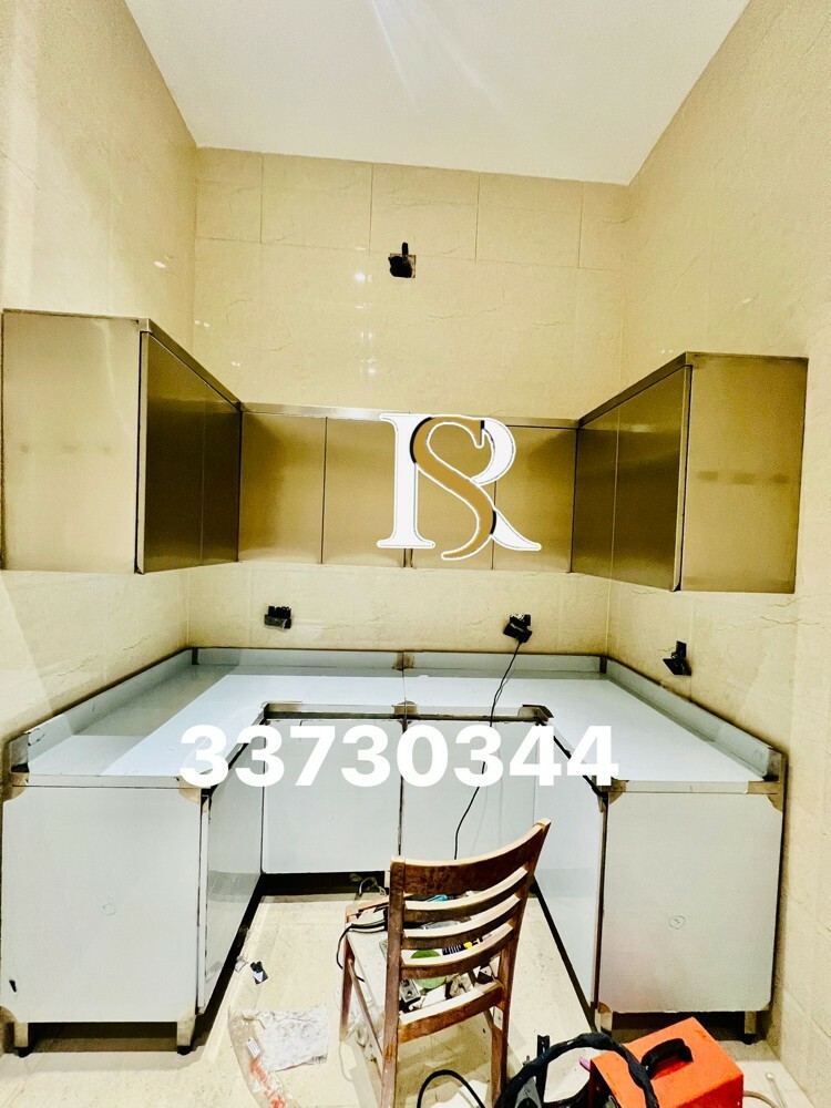 Full kitchen  - 4
