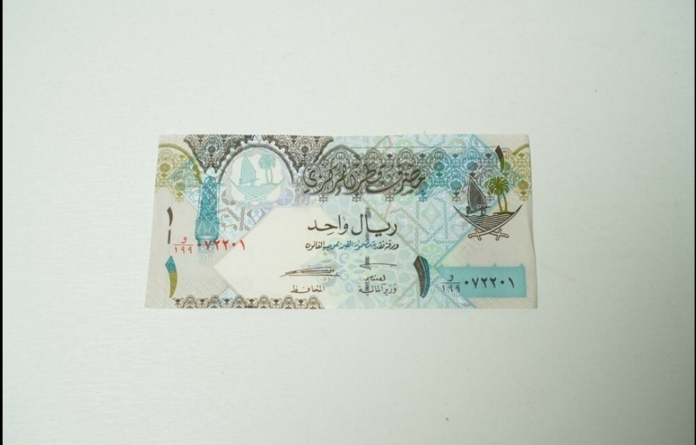 للبيع 2 ريال قطري - 1