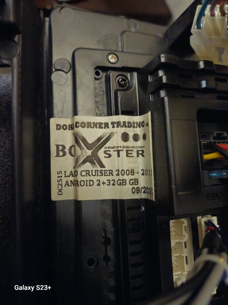 land cruiser 2008-2015  screen - 4