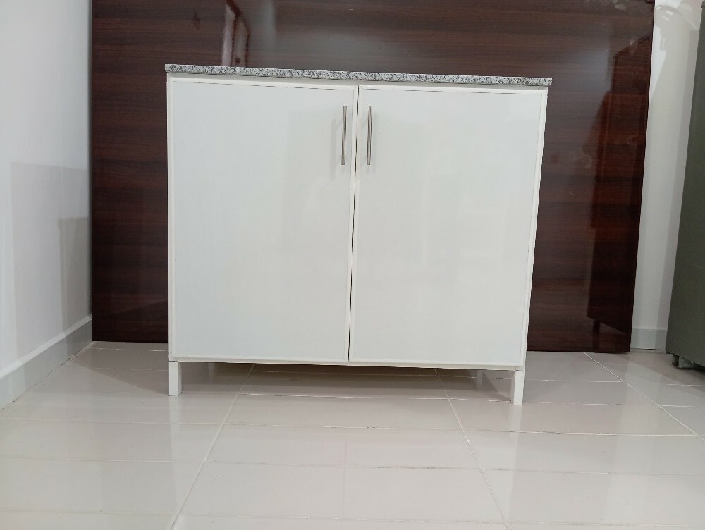 kitchen cabinet available - 1