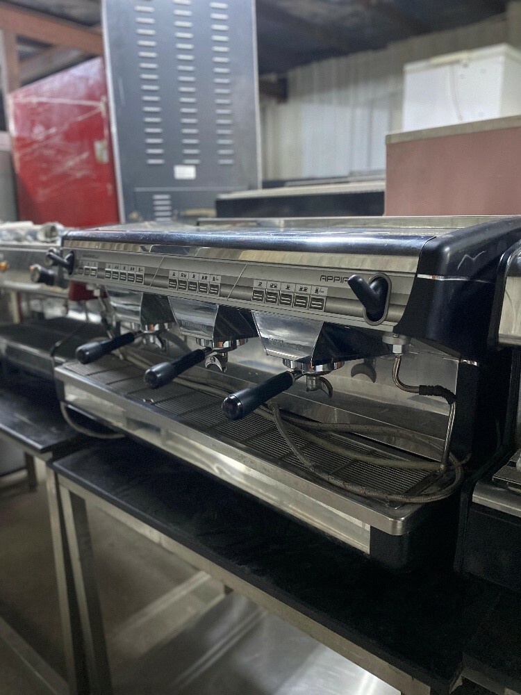 coffe machine 3 groupe - 4