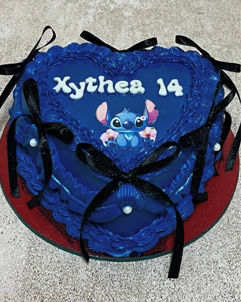 customized cake - 10