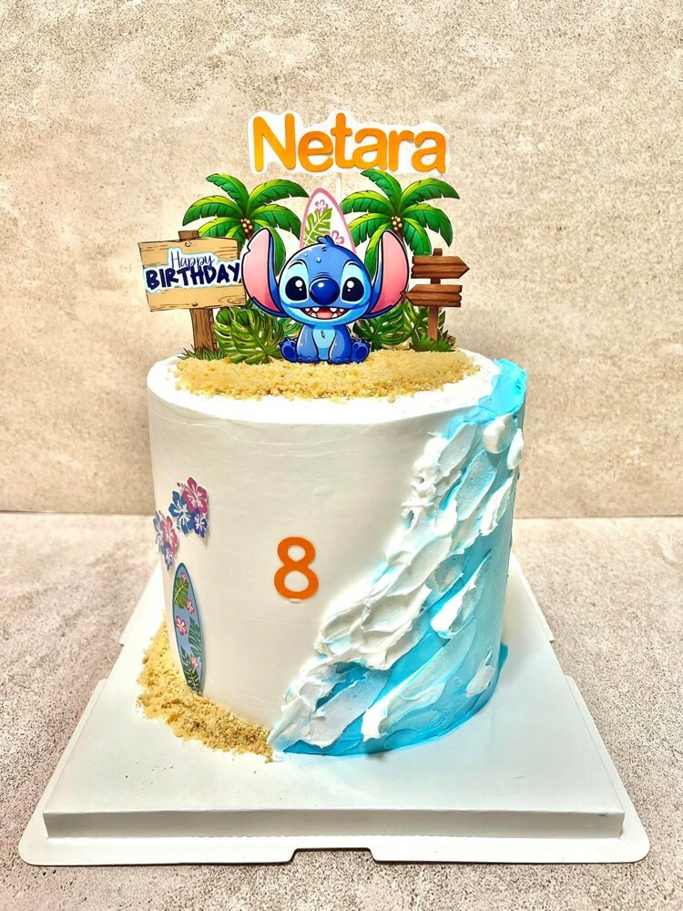 customized cake - 12