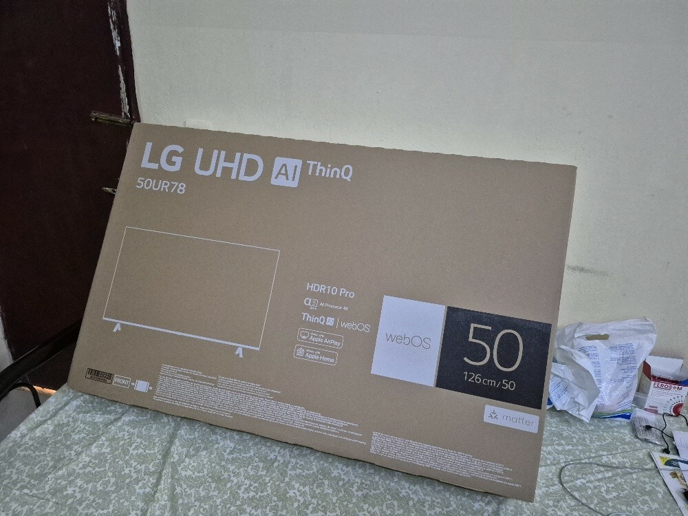 LG TV - 1