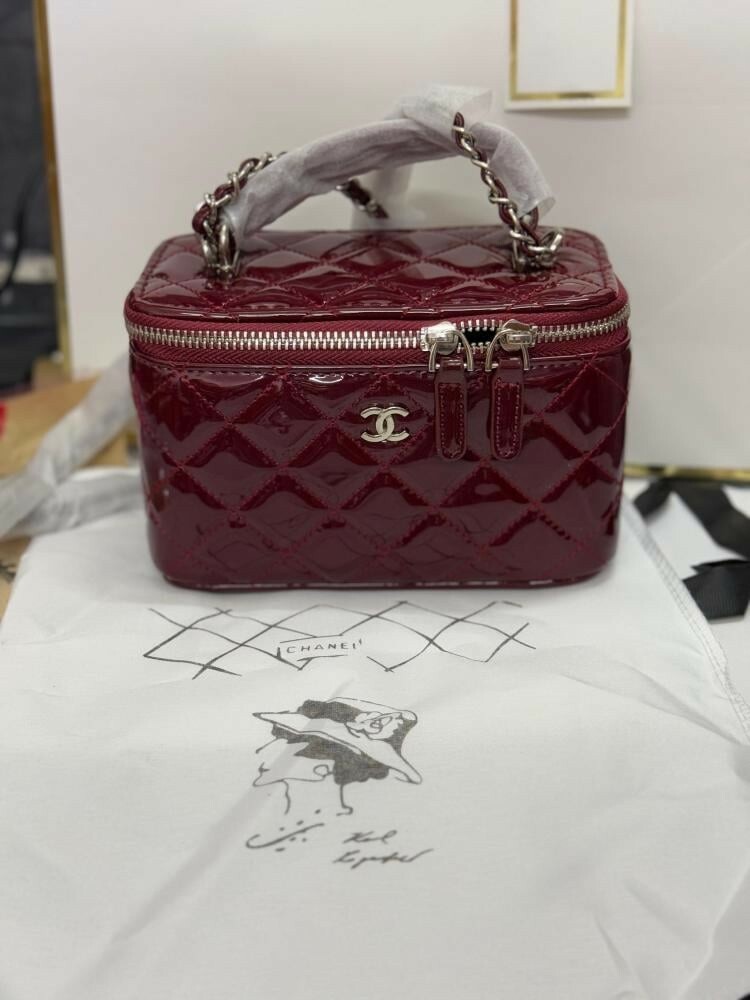 CHANEL .. - 4