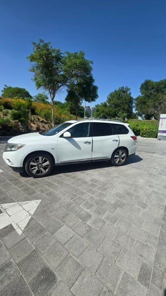 Nissan Pathfinder SV 2013 Pearl - 15