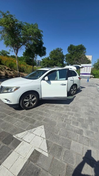 Nissan Pathfinder SV 2013 Pearl - 8